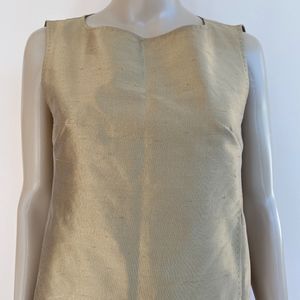 MaxMara Italy Size 6 Gold Silk Cropped Dressy Top
